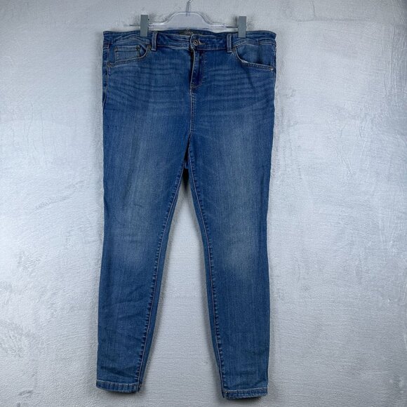 Torrid Women's Super Skinny Jeans Feel The Fit Super Soft Mid Fit Blue Size 16 - Picture 1 of 11
